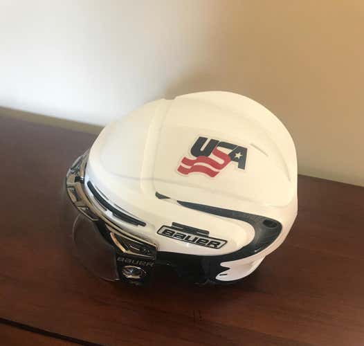 USA Helmet With X100DLX Visor