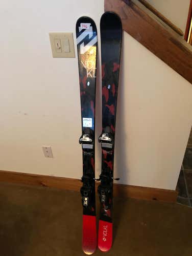 140 Vokyl Legend Twin Tips.   Great Condition