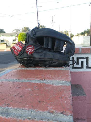 Rawlings Heart Of The Hide BaseballGlove