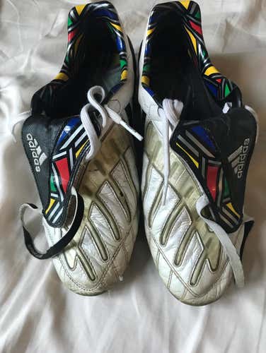 Adidas Predator PowerSwerve