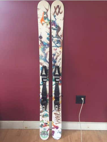 Volkl Kiku Skis