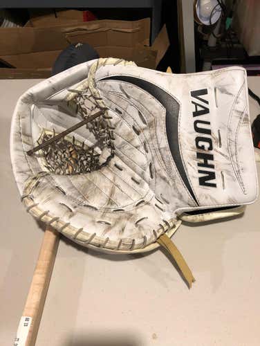 V7 Pro XR Carbon Full Right Vaughn