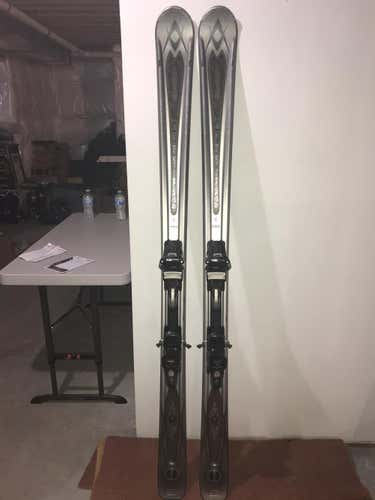 Volkl Grizzley’s Skis
