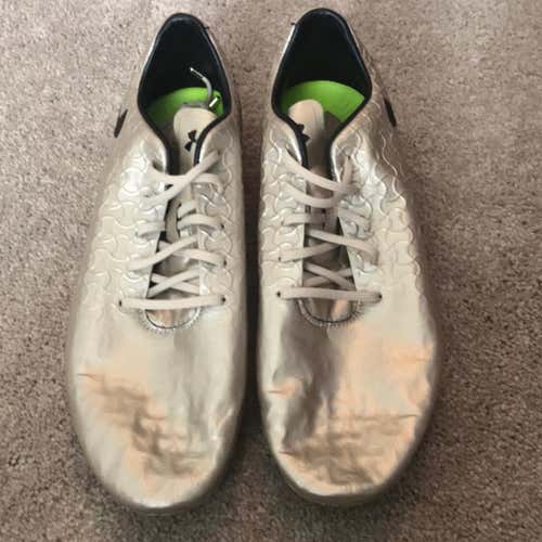 UA Magnetico New