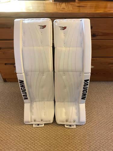 New Vaughn Velocity V7 Pro XR Senior Leg Pads 34+2