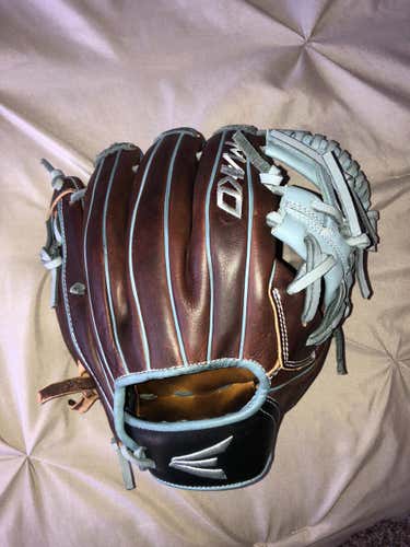 New Easton Mako Legacy Glove Adult