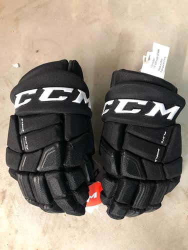 Brand New Quicklite Gloves!