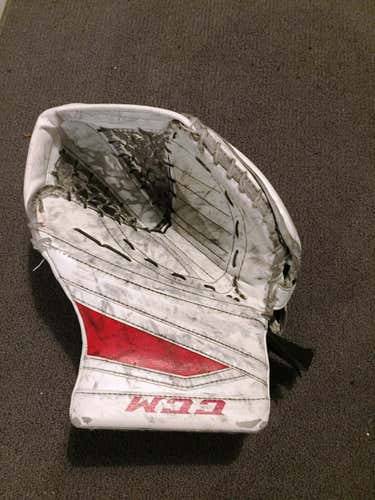 CCM Extreme Flex II 860 Goalie Glove & Blocker Regular Intermediate. $99 for both.