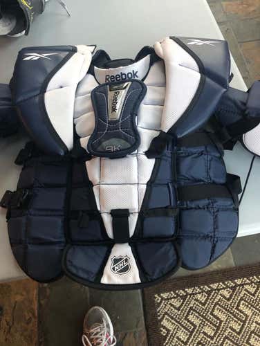Reebok 9k Junior Goalie Chest Protector
