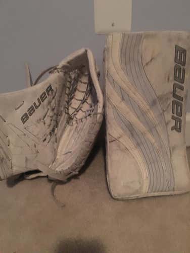 Bauer Goalie Gloves Junior