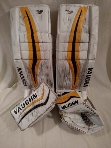 Vaughn Pro Return full set used - Bruins Rask