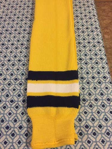GAME  WORN BAUER  MICHIGAN WOLVERINE HOCKEY SOCKS