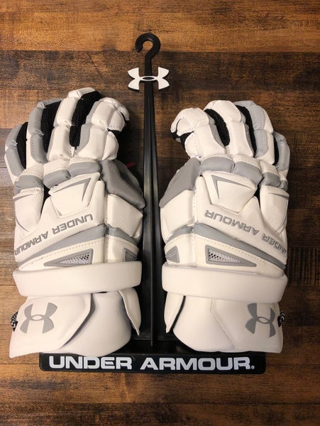 BNWT Under Armour Engage White 13”