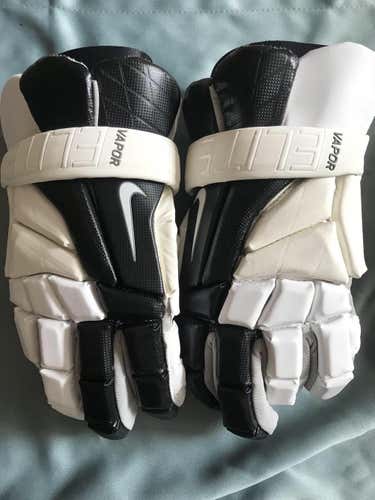 Lightly  Used Nike Vapor Elite 14” Gloves
