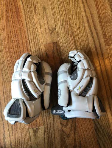 White Maverik Rome RX3 Goalie Gloves