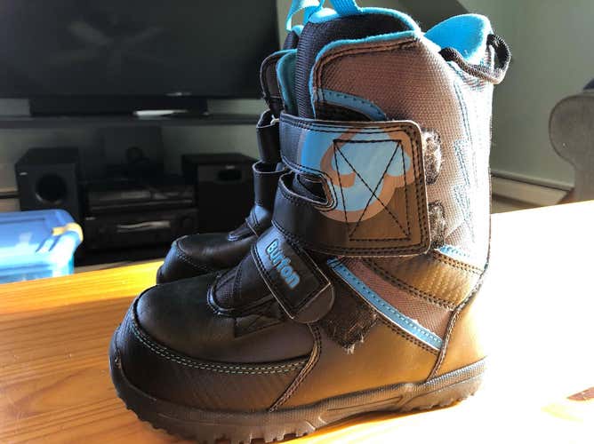 Kids Burton Snowboard Boots
