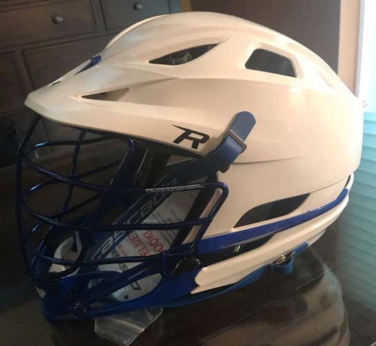 NEW! Cascade R (NEVER WORN)