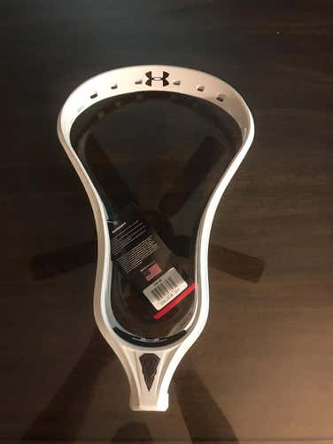 NEW!  Under Armour Command Low