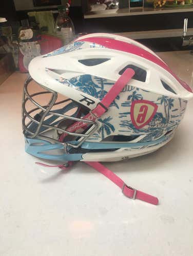 Adrenaline Tropics Cascade R Helmet
