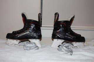 Bauer Vapor 1X Skates Junior Size 4