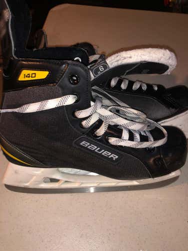 Bauer 140 Skates Size 9R