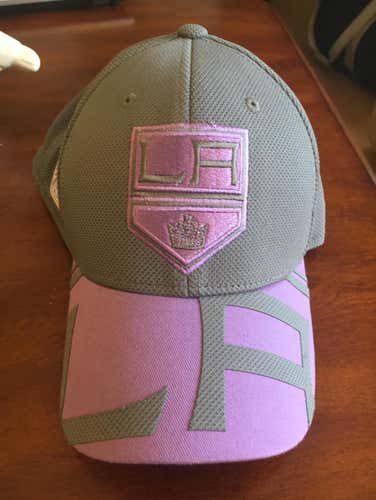 Los Angeles Kings Hockey Fights Cancer Hat