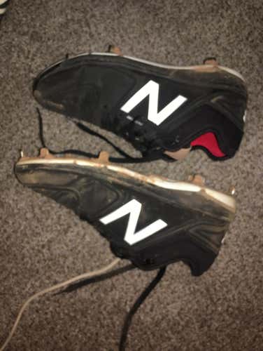 NEW BALANCE METAL BASEBALL CLEATS