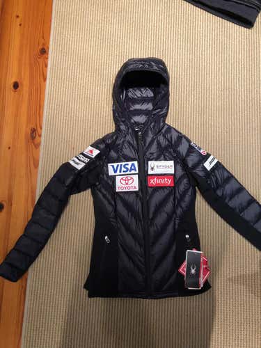 Brand New 2019 US SKI TEAM WOMENS JACKET SIZE MEDIUM