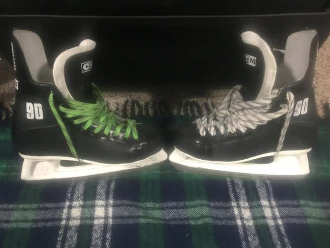 CCM Champion 90 Skates Senior Size 8.5