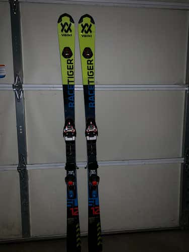 Volkl Racetiger SL Skis- 155