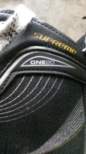 Bauer Supreme One20 Senior Size 8