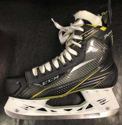 CCM Tacks Classic 9.5 Sr Skate New In Box