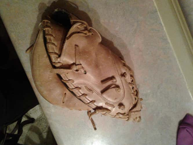 Marucci Founders Series Catchers Mitt