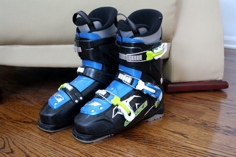 NORDICA TEAM 3 FIREARROW SKI BOOTS SIZE 25.5/26.5 YOUTH SIZE 8.5 $355