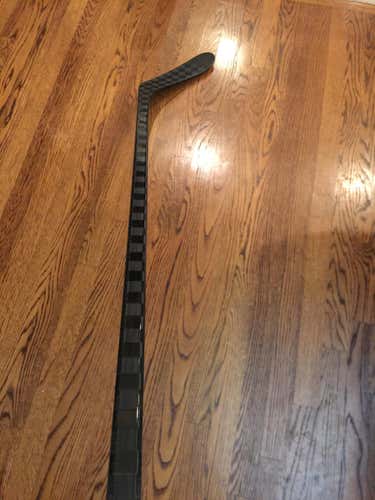 New Unbranded Custom Stick 2x RH- P28 -80 Flex & 2x LH- P28- 87 Flex AKALASH