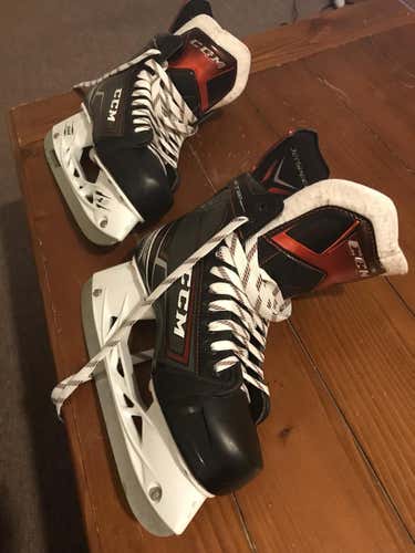 New CCM JetSpeed FT380 Skates Senior Size 6