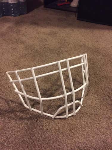 Bauer Profile Cheater Cage