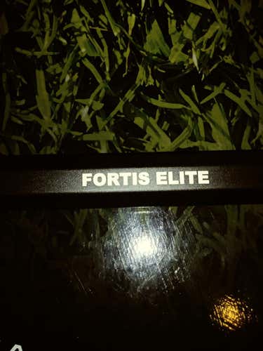1 Fortis Elite Goalie shaft and 1 Alpha A-series defense shaft
