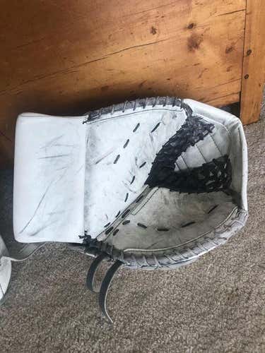 Custom Factory Mad Glove