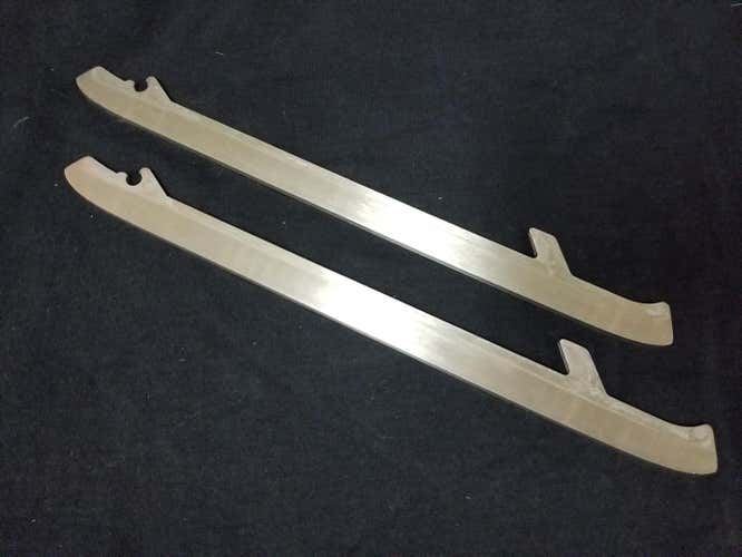 Bauer LS Stainless Goalie Steel - Size 8, 4mm