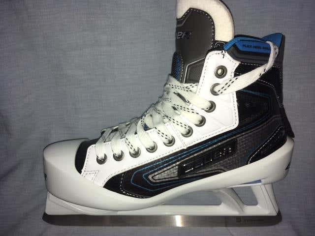 New Bauer Reactor 9000 Goalie Skates Senior Size 7.5
