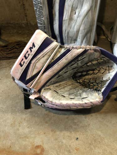 CCM Glove