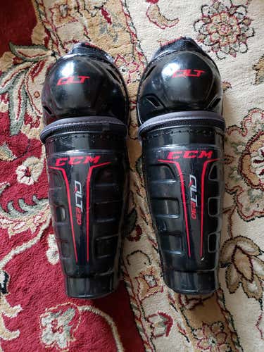 CCM QuickLite 230 Shin Pads Youth