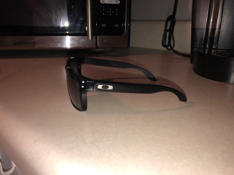 NEVER WORN black And Chrome Sunglasses