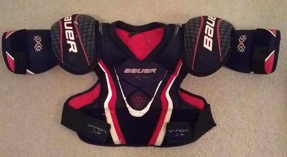 Bauer Vapor X40 Senior Shoulder Pads