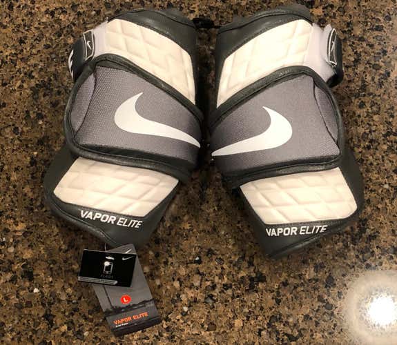 Nike Vapor Elite arm pads