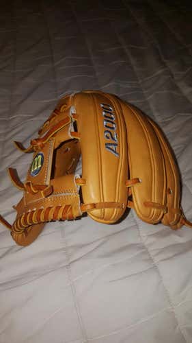 New Wilson A2000 Baseball Gloves Glove Adult