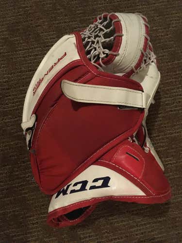 CCM Premier R1.9 Goalie Glove Regular Intermediate