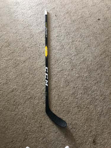 BARELY USED CCM SUPERTACK AS1 P28 MCDAVID 85 FLEX LEFT GRIP