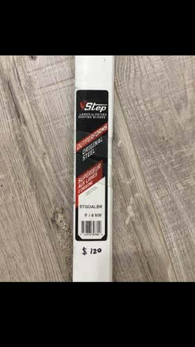 Bauer Size 9 4mm Step Steel Blade Thickness